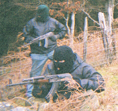 Membres de l'IRA Autèntic en un entrenament 