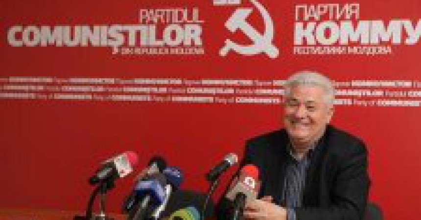 Els comunistes moldaus revaliden la majoria absoluta