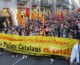 Denuncien uns policies que van retenir i amenaçar dos independentistes per Sant Jordi