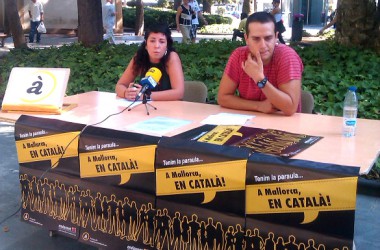 ‘Tenim la paraula: a Mallorca, en català’, resposta transversal a les primeres amenaces de Bauzá