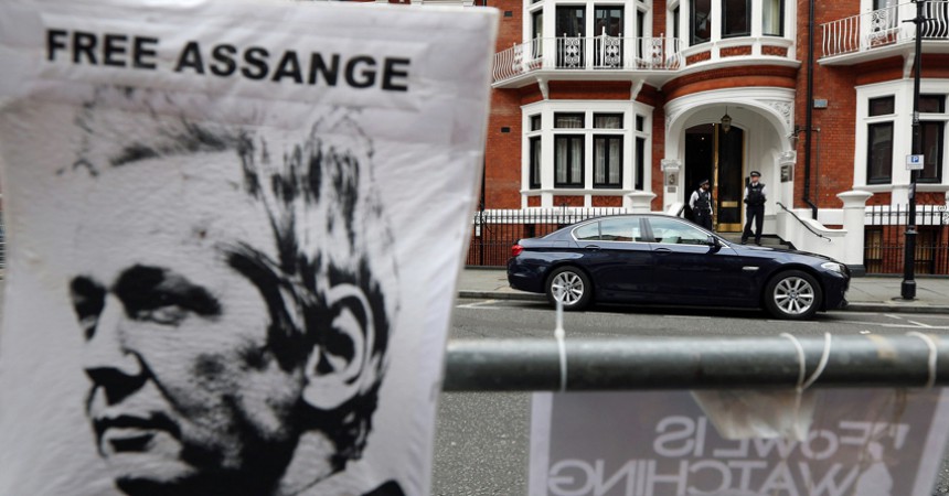 Equador dóna asil polític a Assange davant la persecució del Regne Unit i els EUA