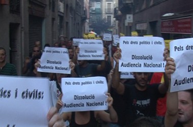 Tarda de violència policial al barri de Gràcia de Barcelona