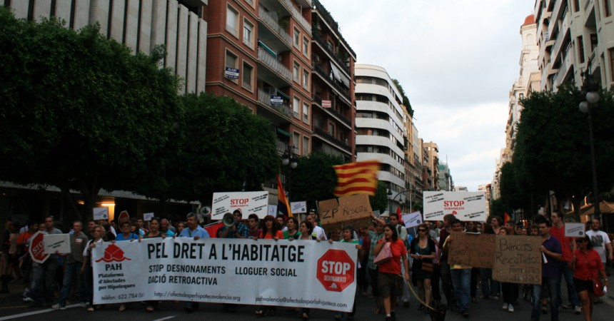 Manifestació a València contra els desnonaments