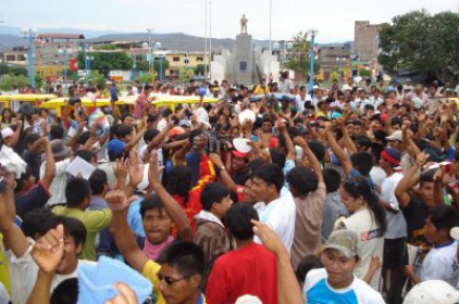 La mobilització  dels pobles originaris del Perú  frena la privatització dels recursos de l’Amazònia