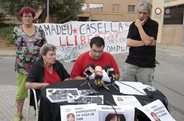 Amadeu Casellas inicia la quarta setmana de vaga de fam