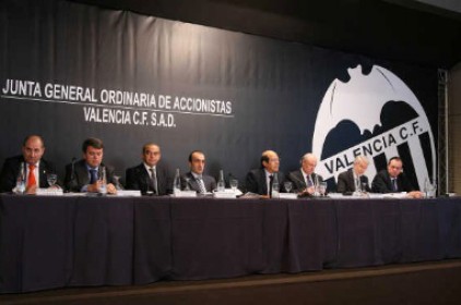 El València CF repartirà dividends entre els seus accionistes malgrat tenir més de 200 milions de deute
