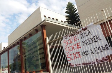 Protestes dels alumnes de Vídeo DJ i So a Paterna